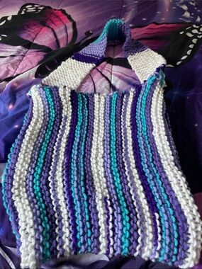 Women’s knitted bag!!